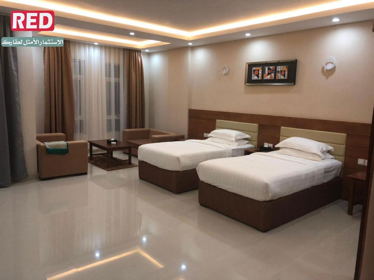 Red-5 - Al Safa Suites 塞拉莱 外观 照片
